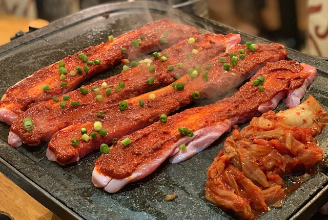 チャドルバギが話題の『韓国料理　豚かん（とんかん）』＠新大久保